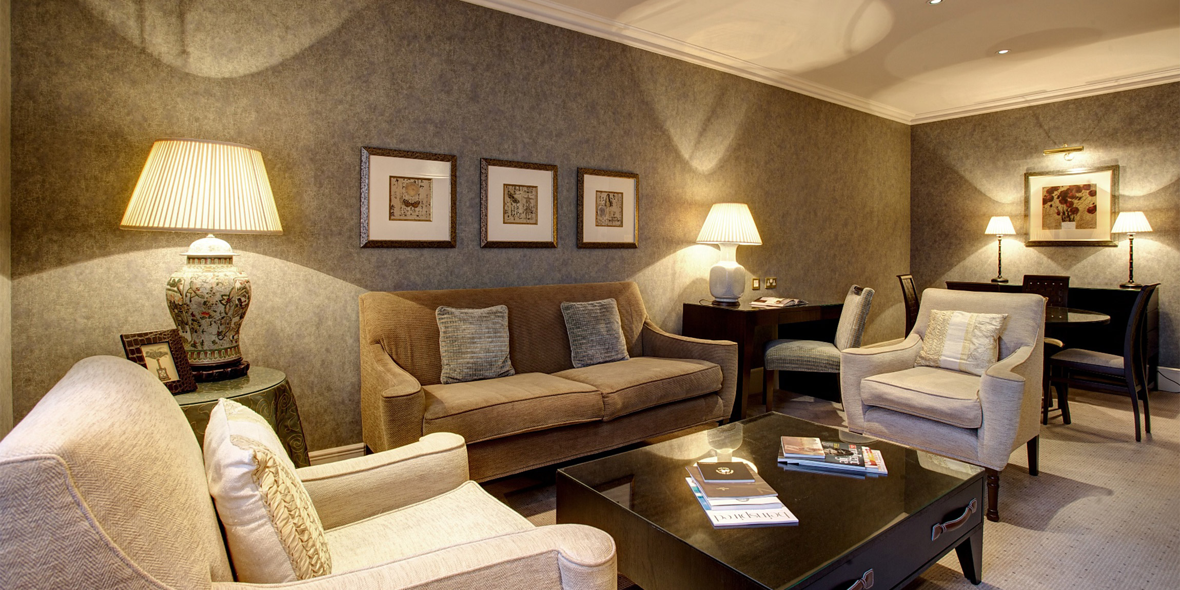 Chester Grosvenor 0461