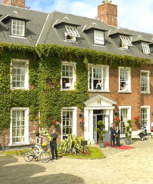 Hayfield Manor 1600 800 1